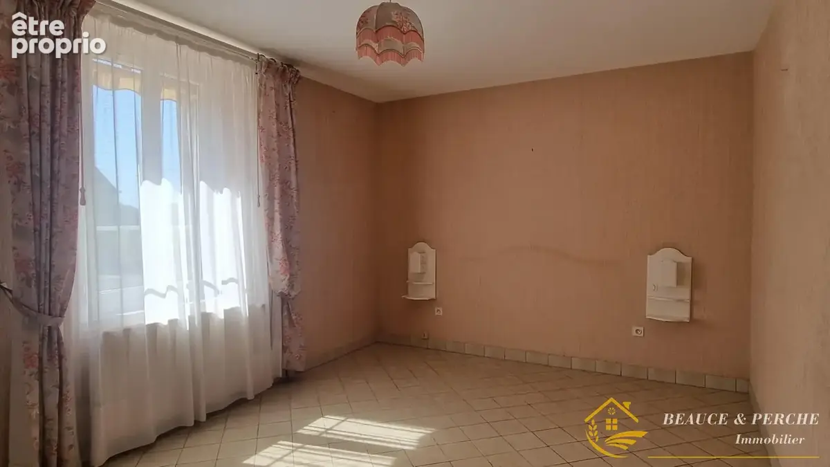 Maison 5 pièces 91 m² à vendre à Yevres (28160) - photo 8