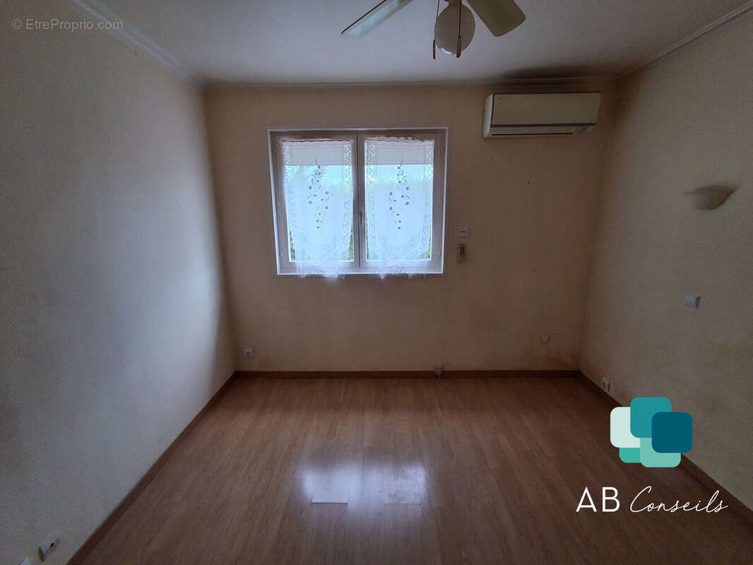 Maison à SAINT-LEGER-DU-BOURG-DENIS