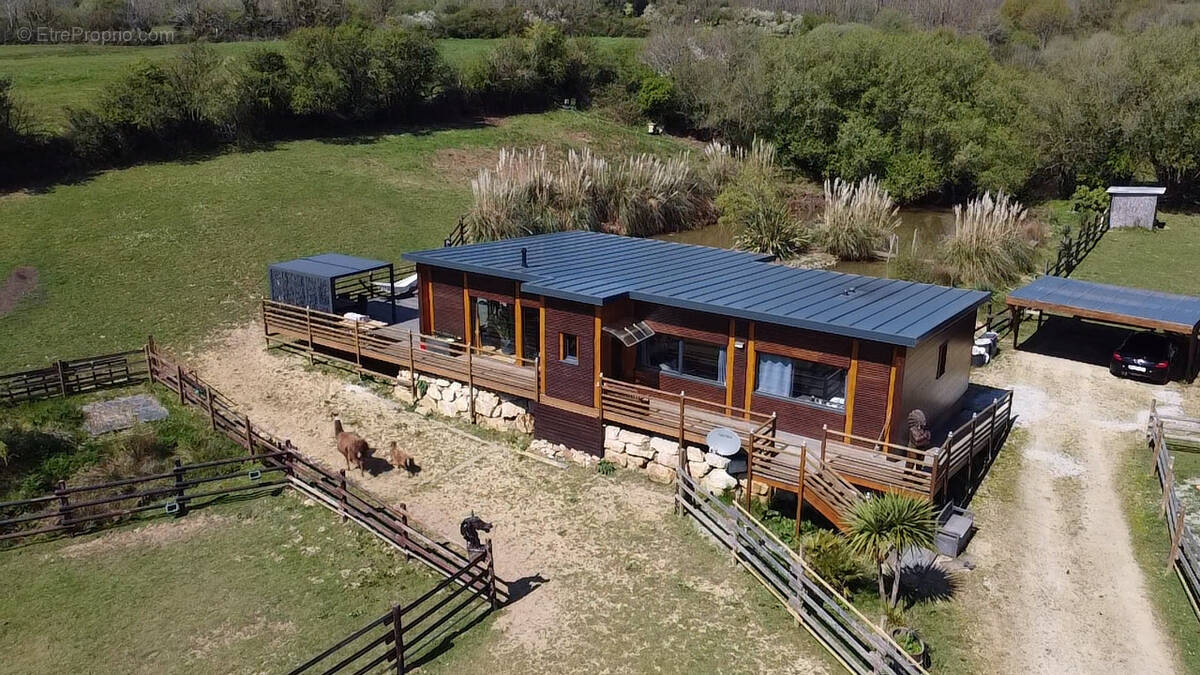 Maison à LA HAYE-D&#039;ECTOT