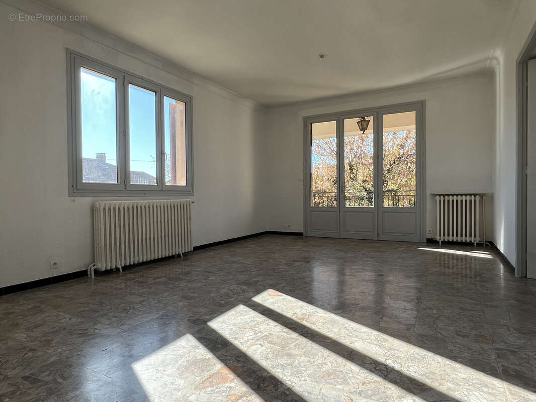 Maison à PONT-SAINT-ESPRIT