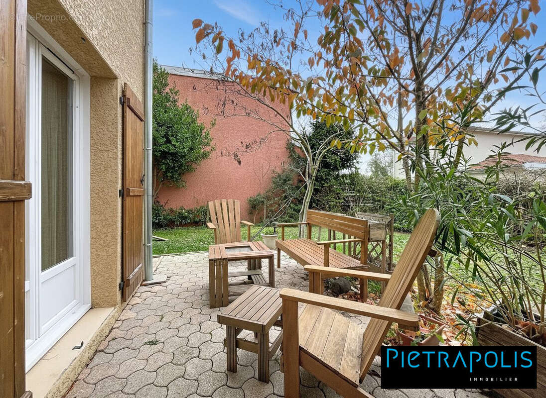 Maison à SAINTE-EUPHEMIE