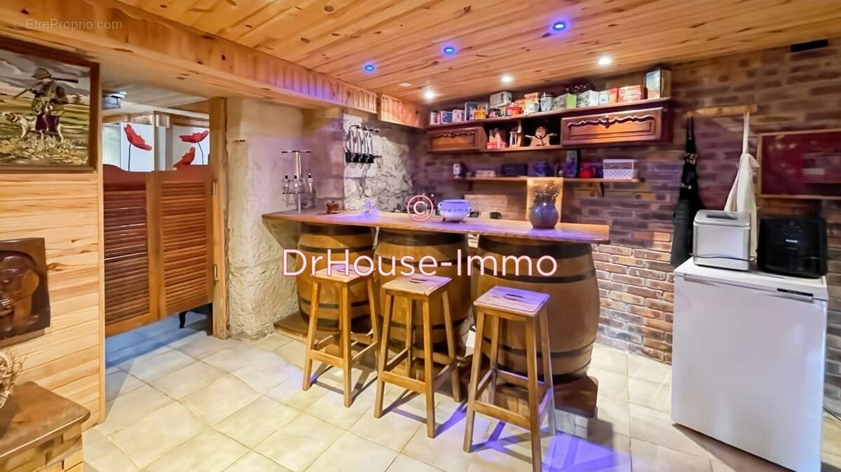 Maison à VAUX-EN-BEAUJOLAIS