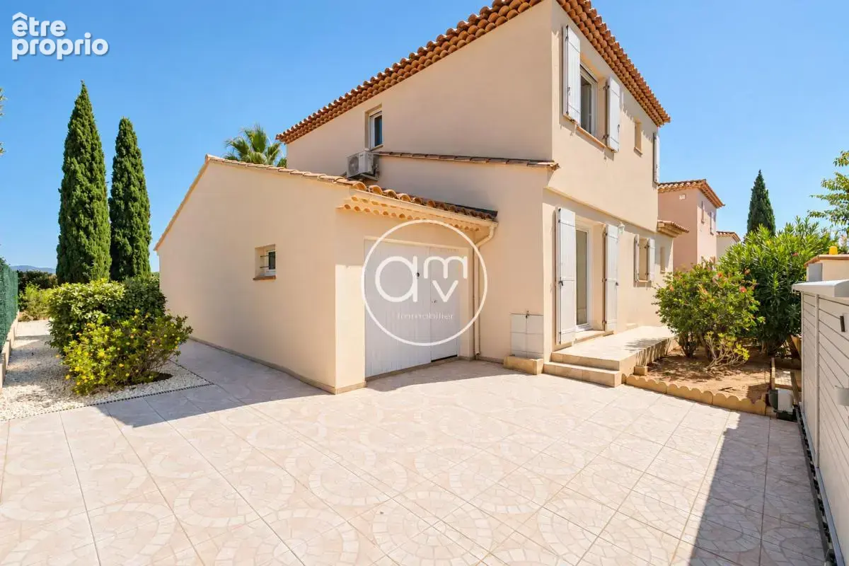 Maison à LA LONDE-LES-MAURES