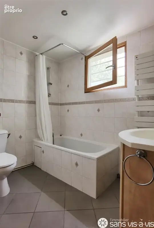 Neuilly-sur-Marne, Avenue Pascal - Maison de 4 pièces de 102.58m2 habitables / 81.60m2 carrez avec garage - photo 16