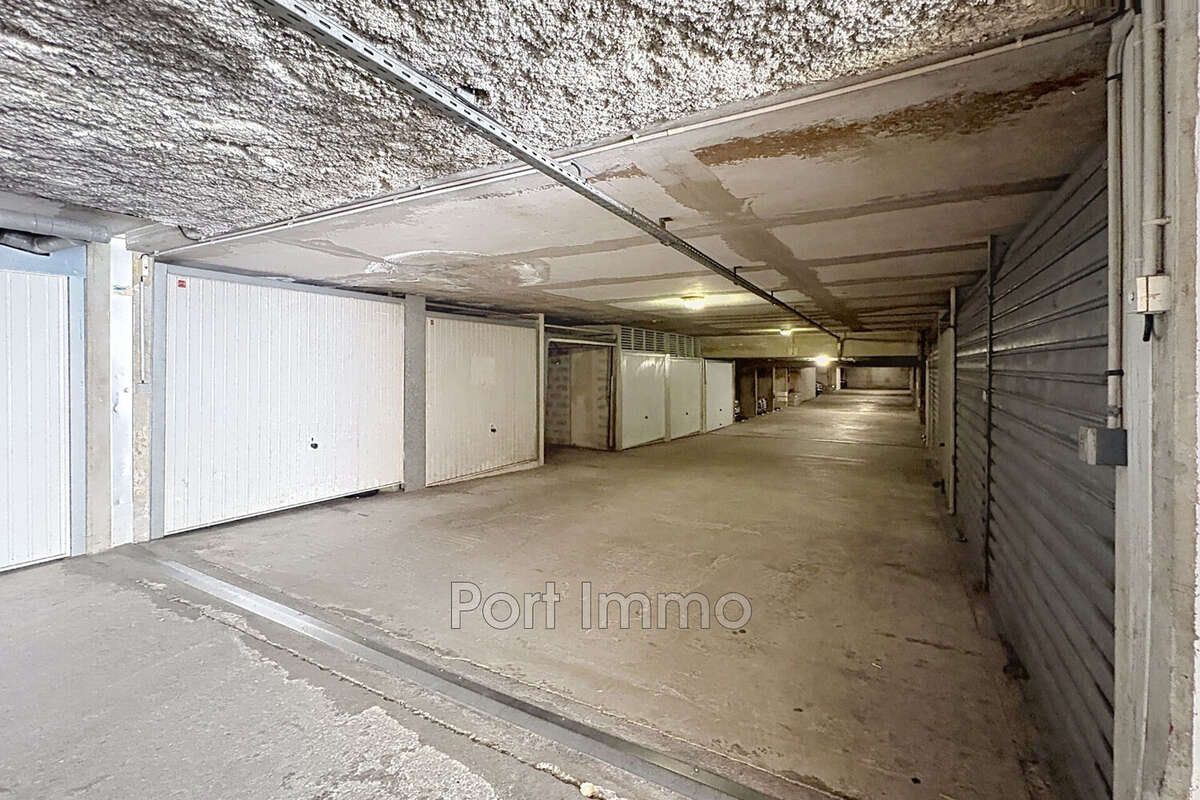 Parking à NICE