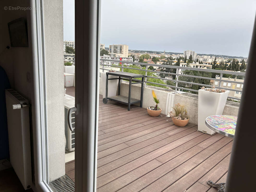 Appartement à NIMES