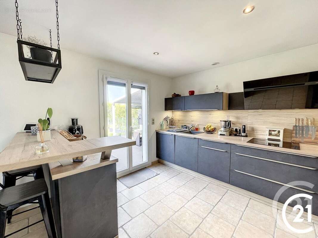 Maison à MAROLLES-SUR-SEINE