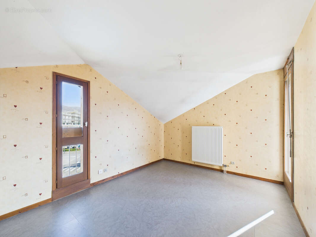 Appartement à SAINT-ALBAN-LEYSSE