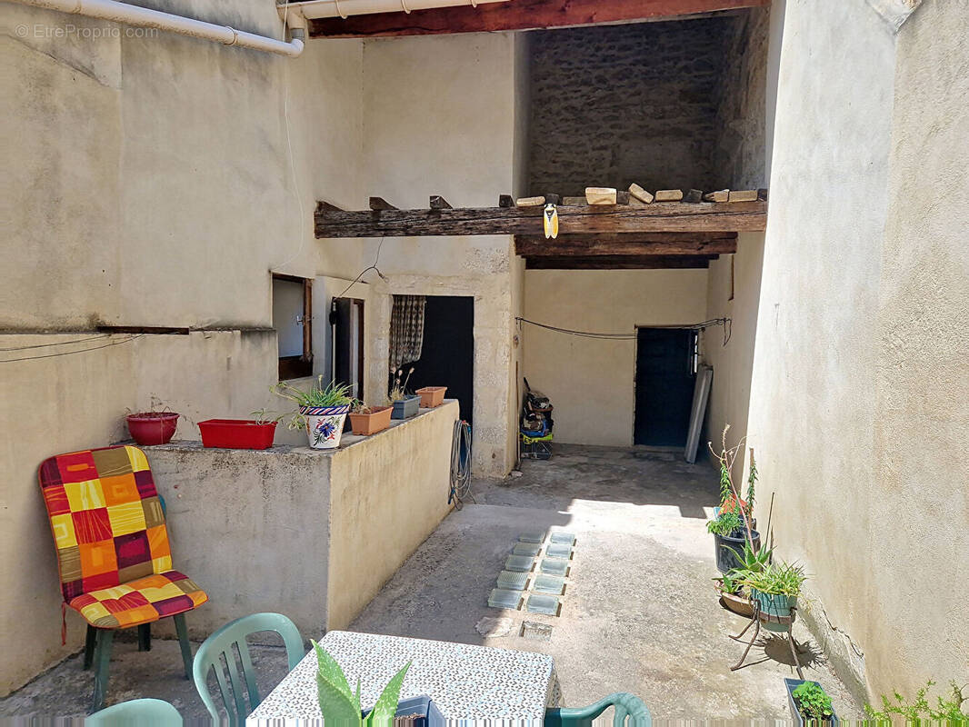 Maison à MONTFRIN