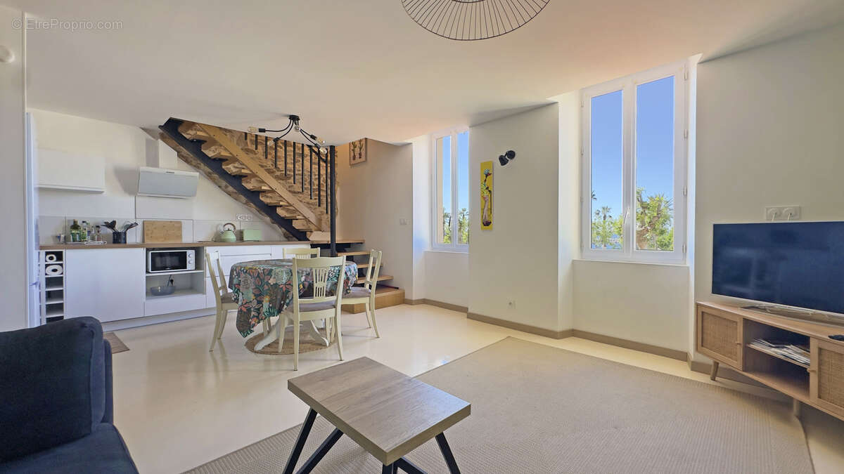 Duplex d'exception sur le port du Lavandou - photo 3