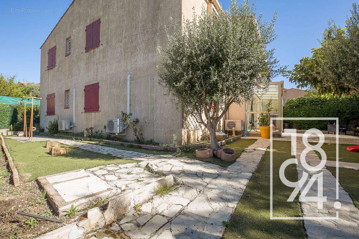 Appartement à SEPTEMES-LES-VALLONS