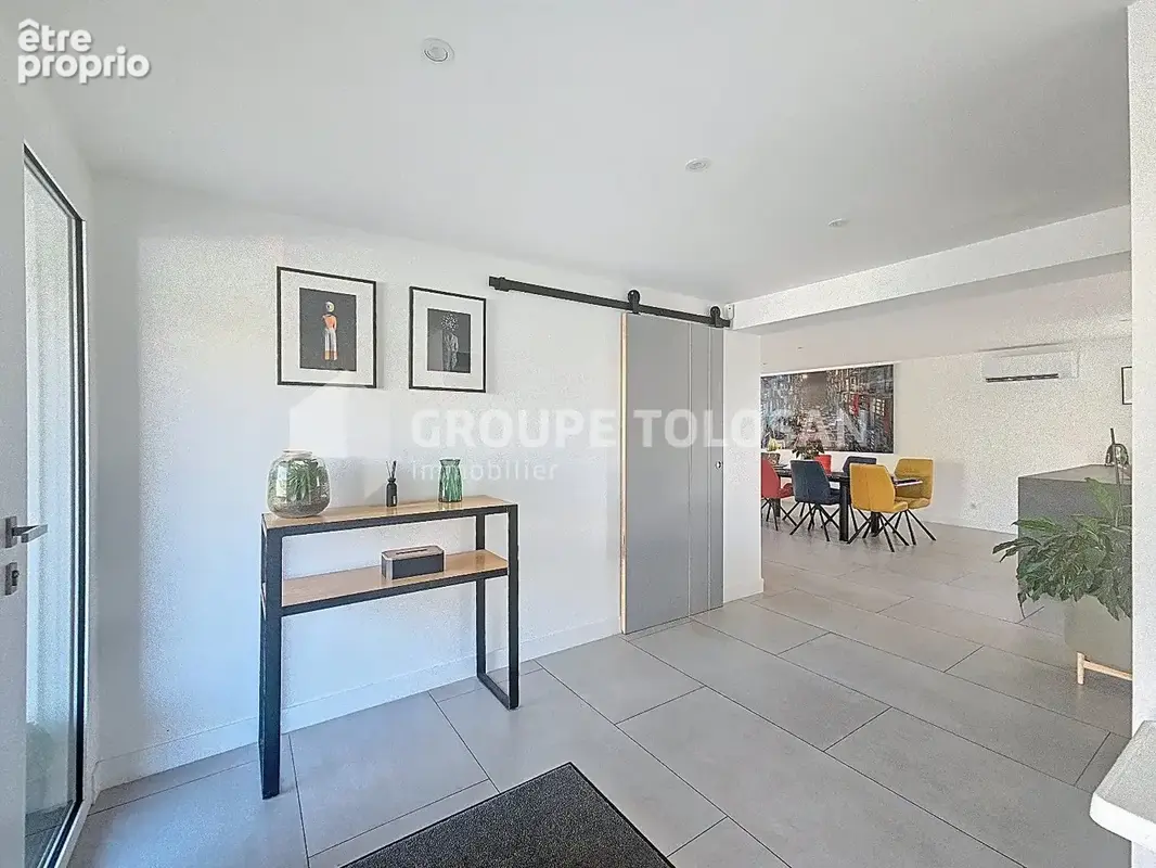 Maison 219 m² à Escalquens  - photo 4