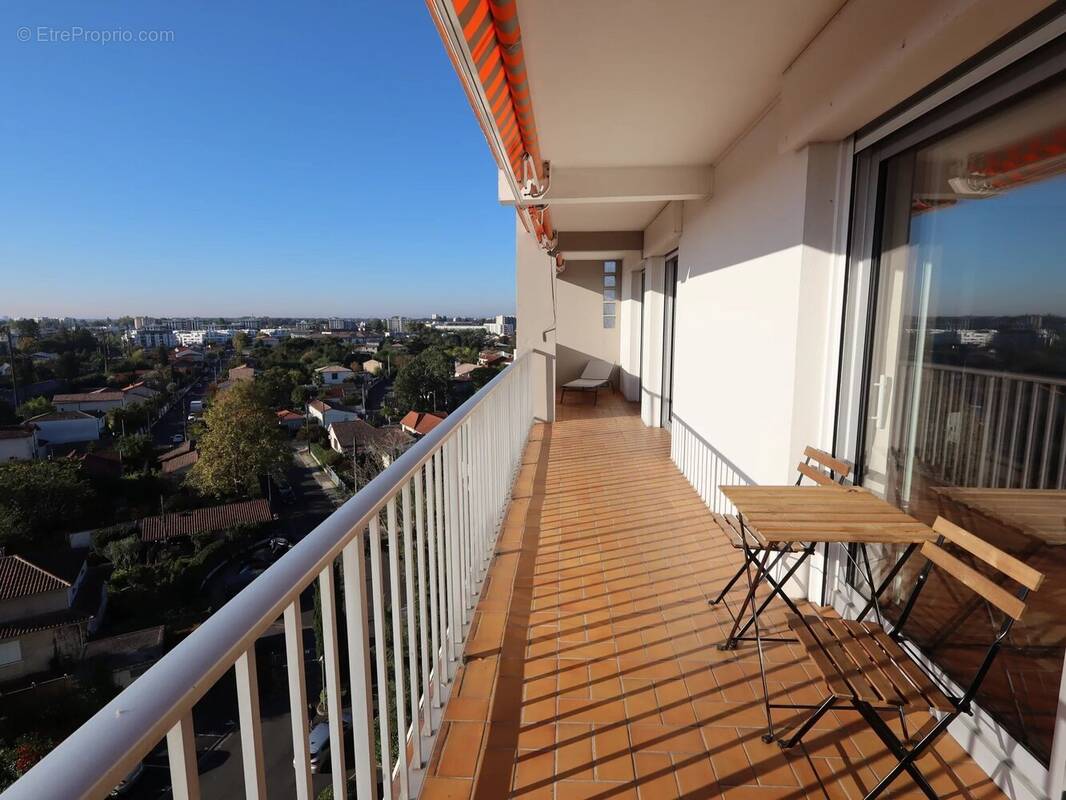 Appartement à BORDEAUX