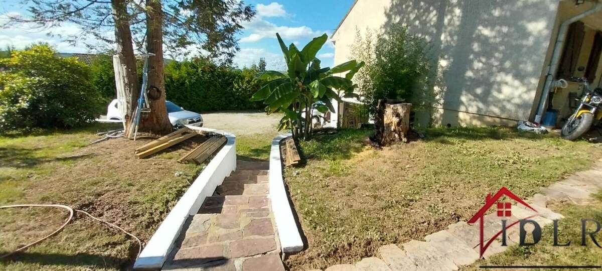 Maison à FONTAINE-LES-LUXEUIL