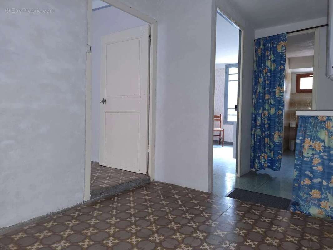 Appartement à PUGET-ROSTANG