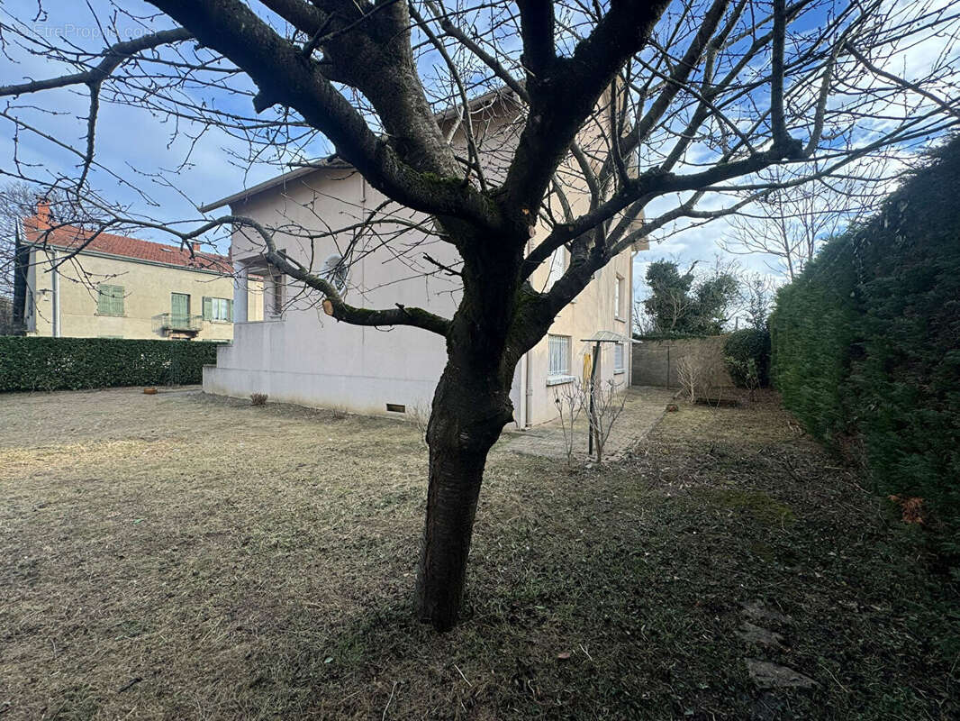 Maison à SAINT-PRIEST