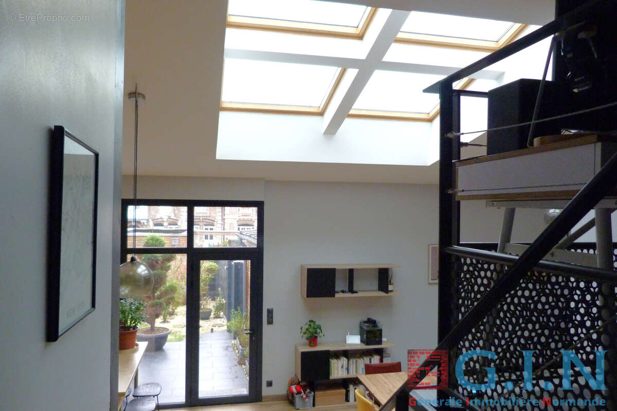 Exclusivité- rouen droite ensemble immobilier d'architecte - photo 9