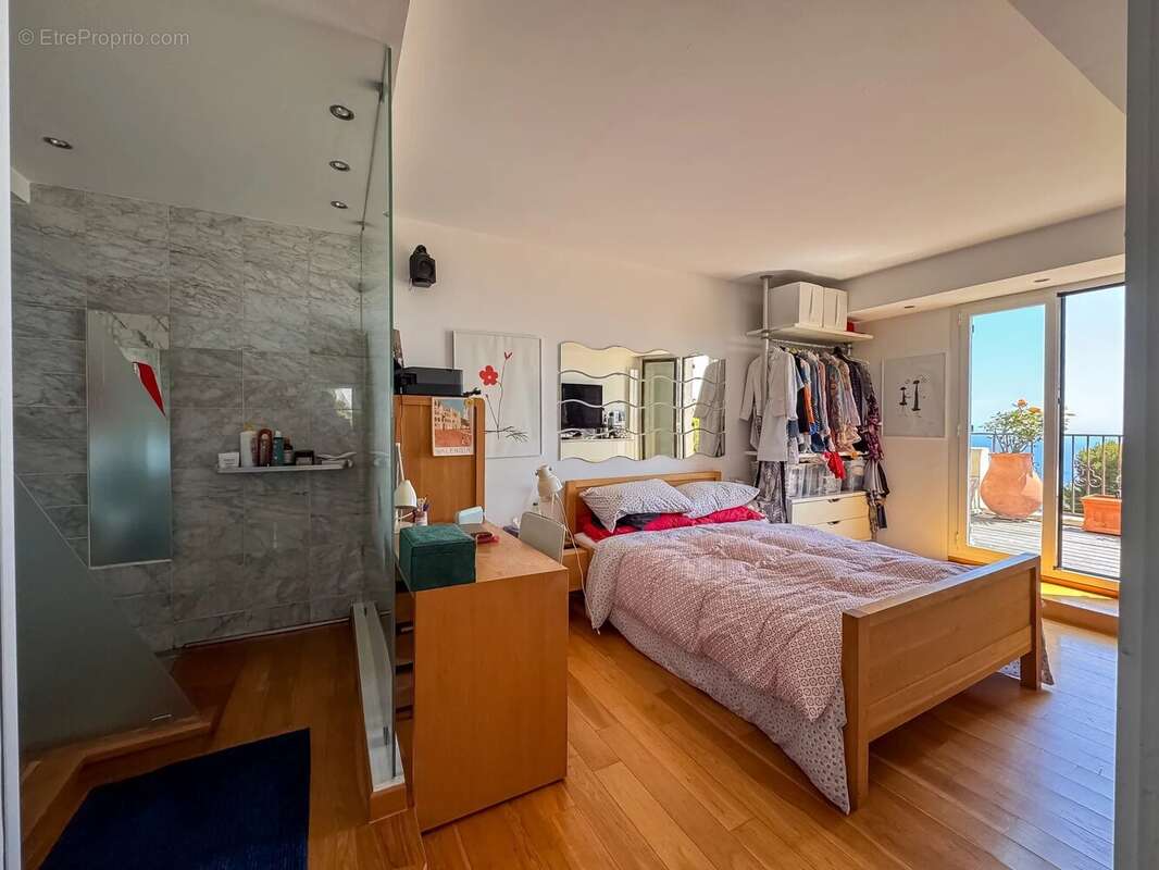 Appartement à VILLEFRANCHE-SUR-MER