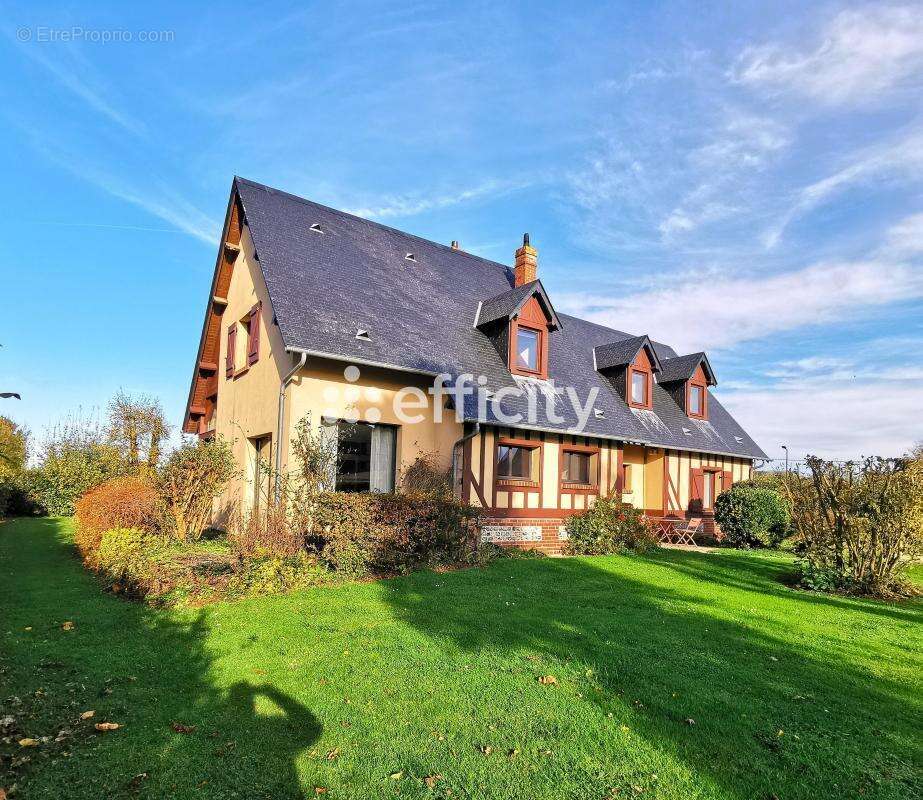 Maison 193 m² à Saint-Nicolas-D'aliermont  - photo 2