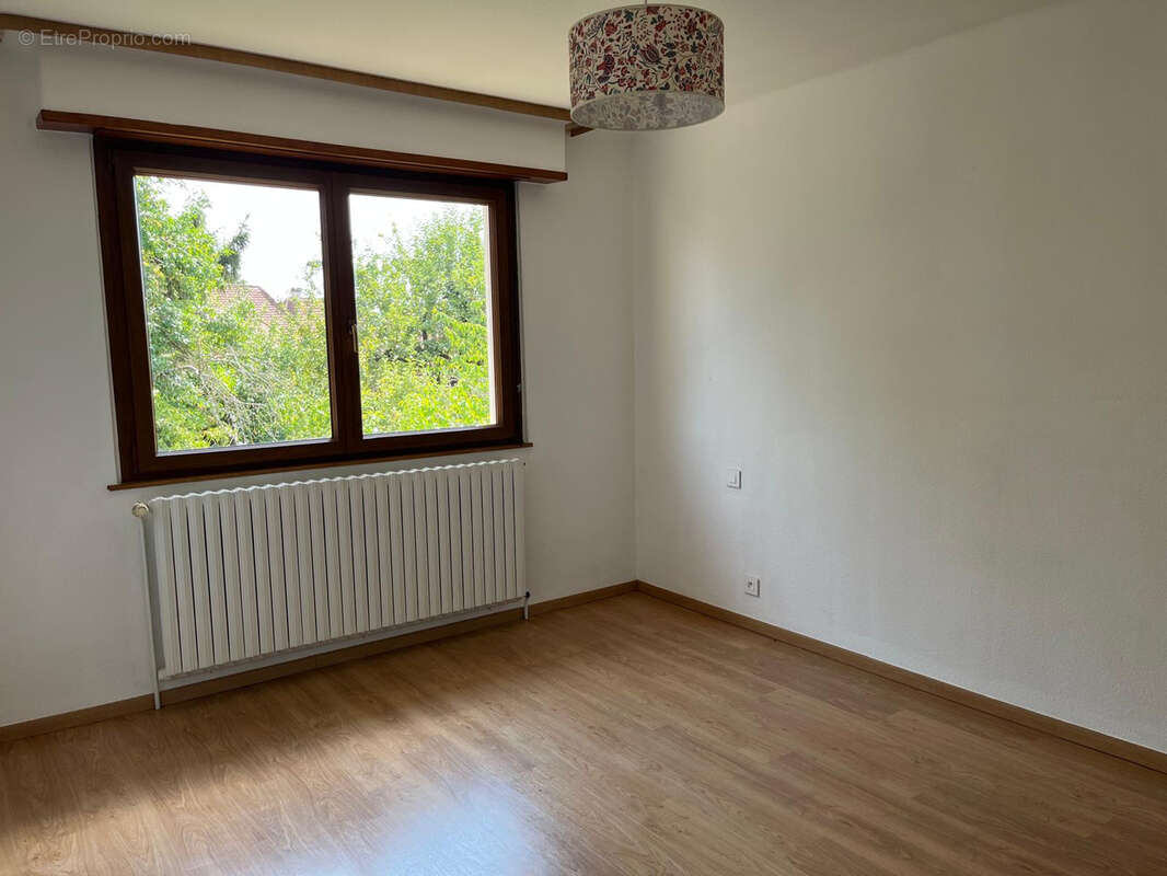 À Vendre : Charmant Bungalow à Wissembourg - photo 6