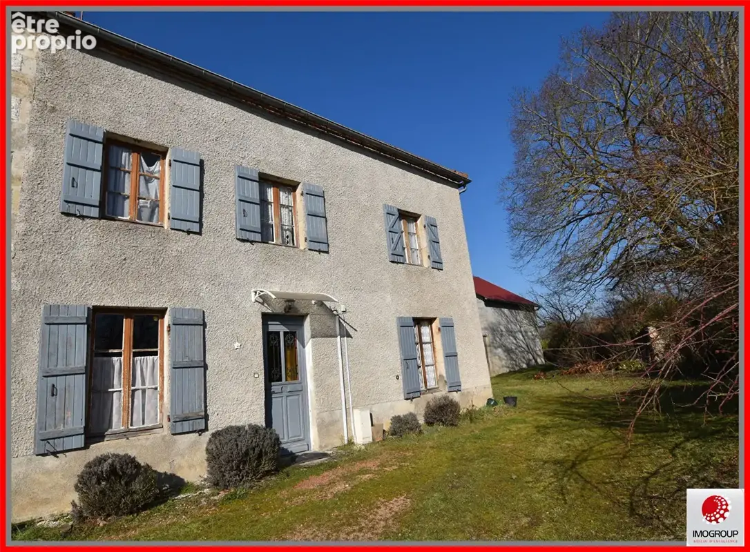 Photo Maison à Bost au prix de 75 000€