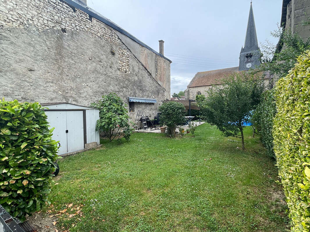 Maison à LES HAUTS-DE-CHEE