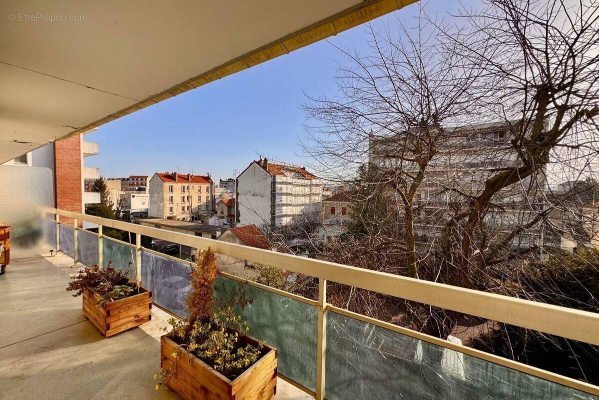 Appartement à SAINT-MAUR-DES-FOSSES