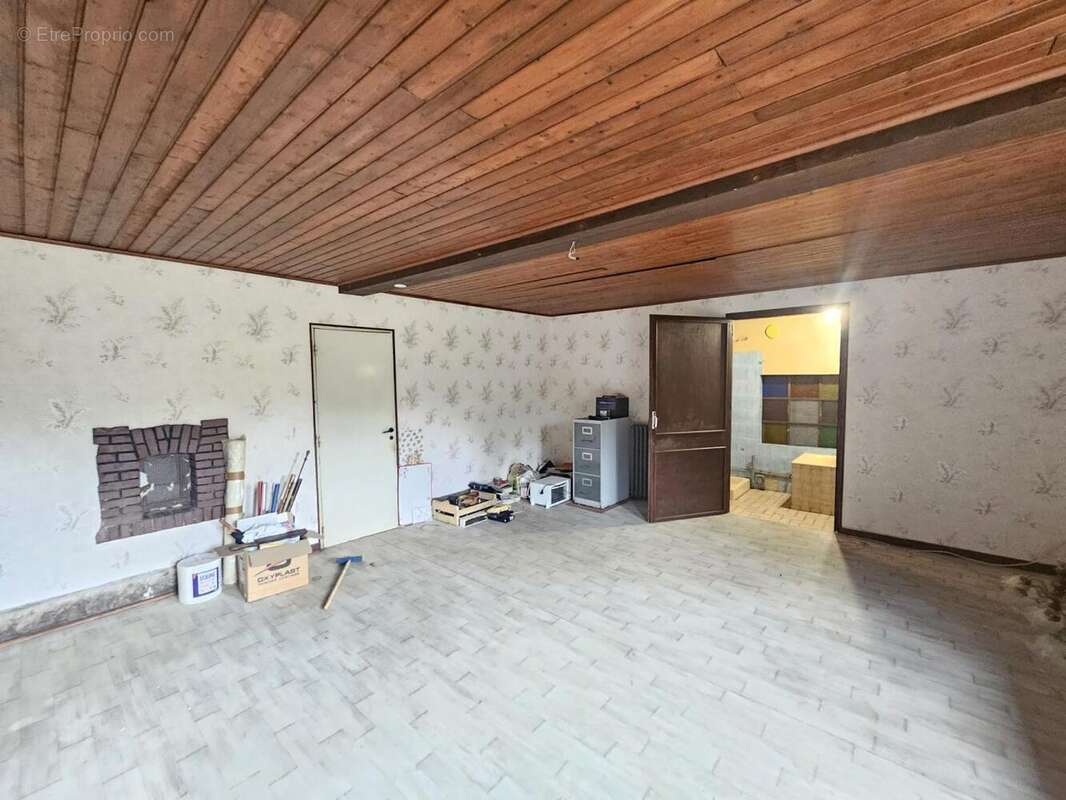 20250911_171655 - Maison à LES FORGES