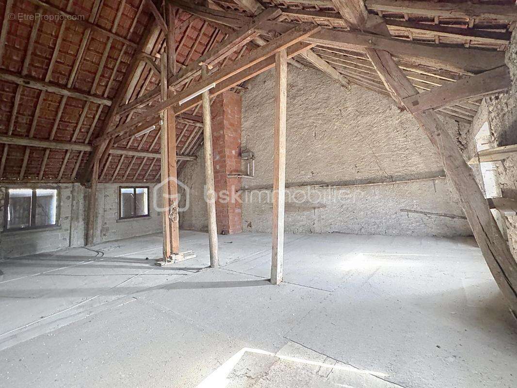 Charmante Maison de ville à rénover - photo 16