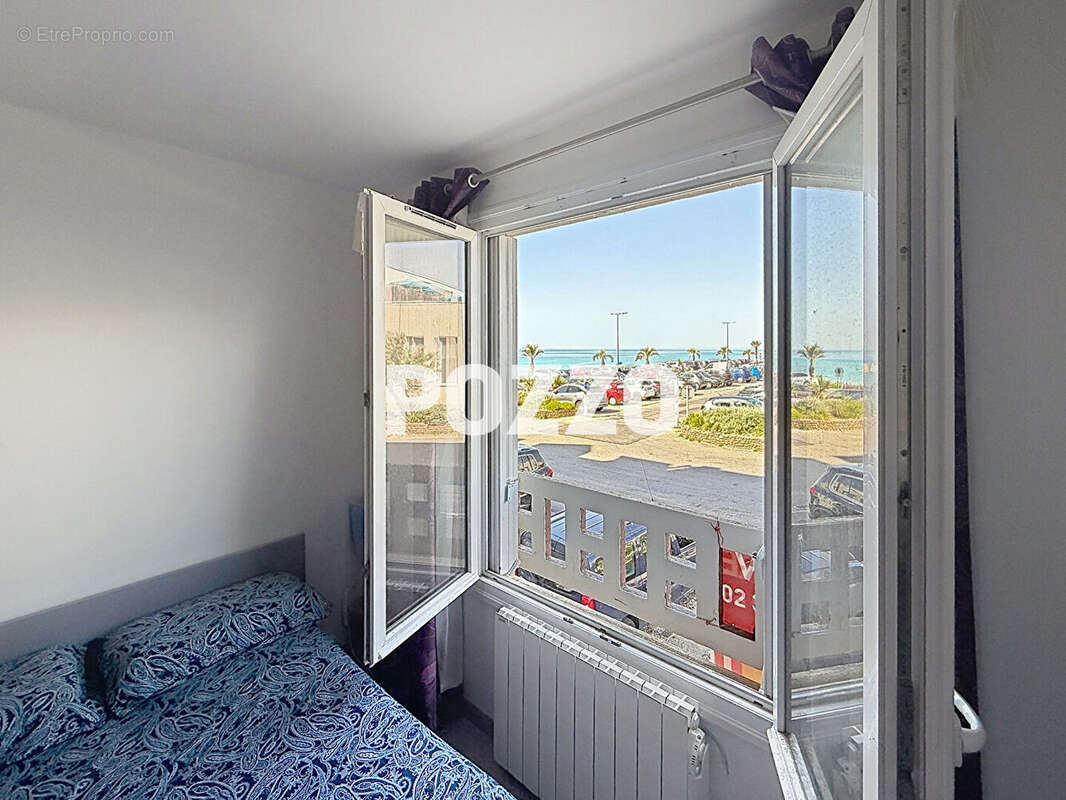 Appartement à DONVILLE-LES-BAINS