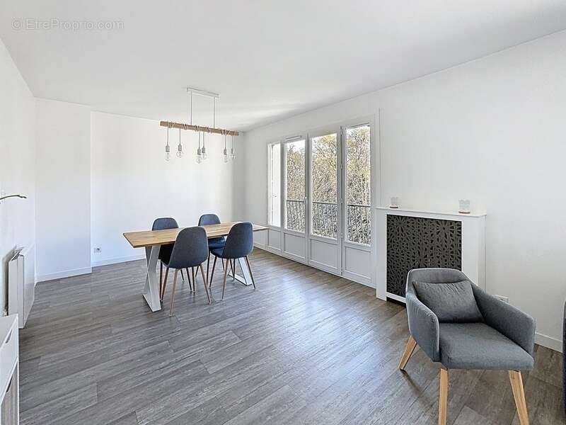 Appartement à SAINT-AVERTIN