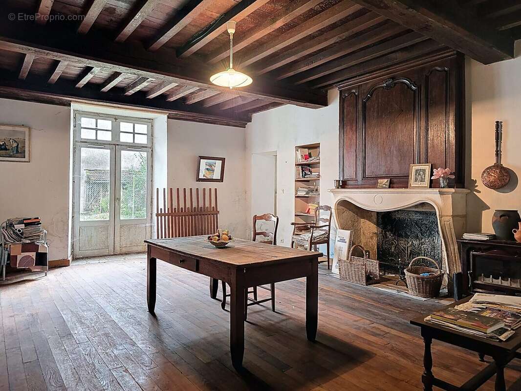 Maison à ORGES
