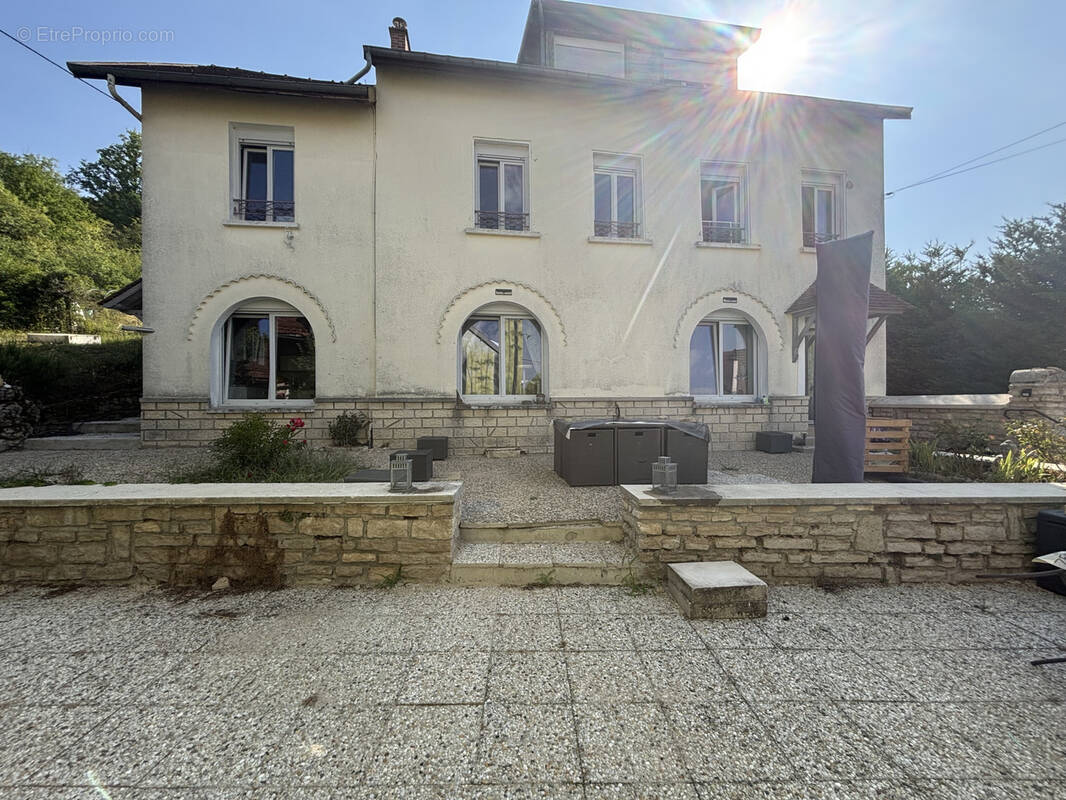 Maison à CHAUMONT-LE-BOIS