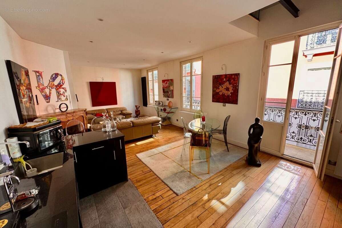 Maison à PARIS-14E