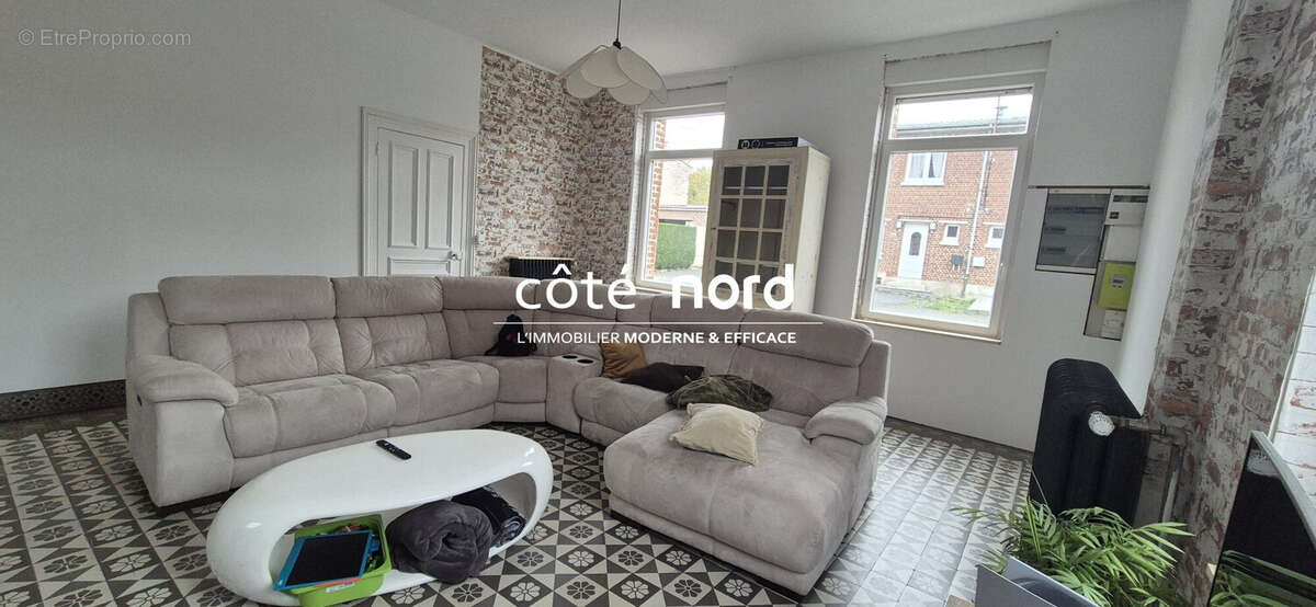 Maison à CATTENIERES