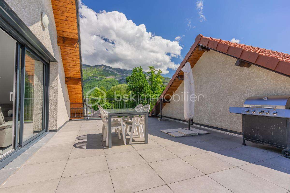 Appartement à VIVIERS-DU-LAC