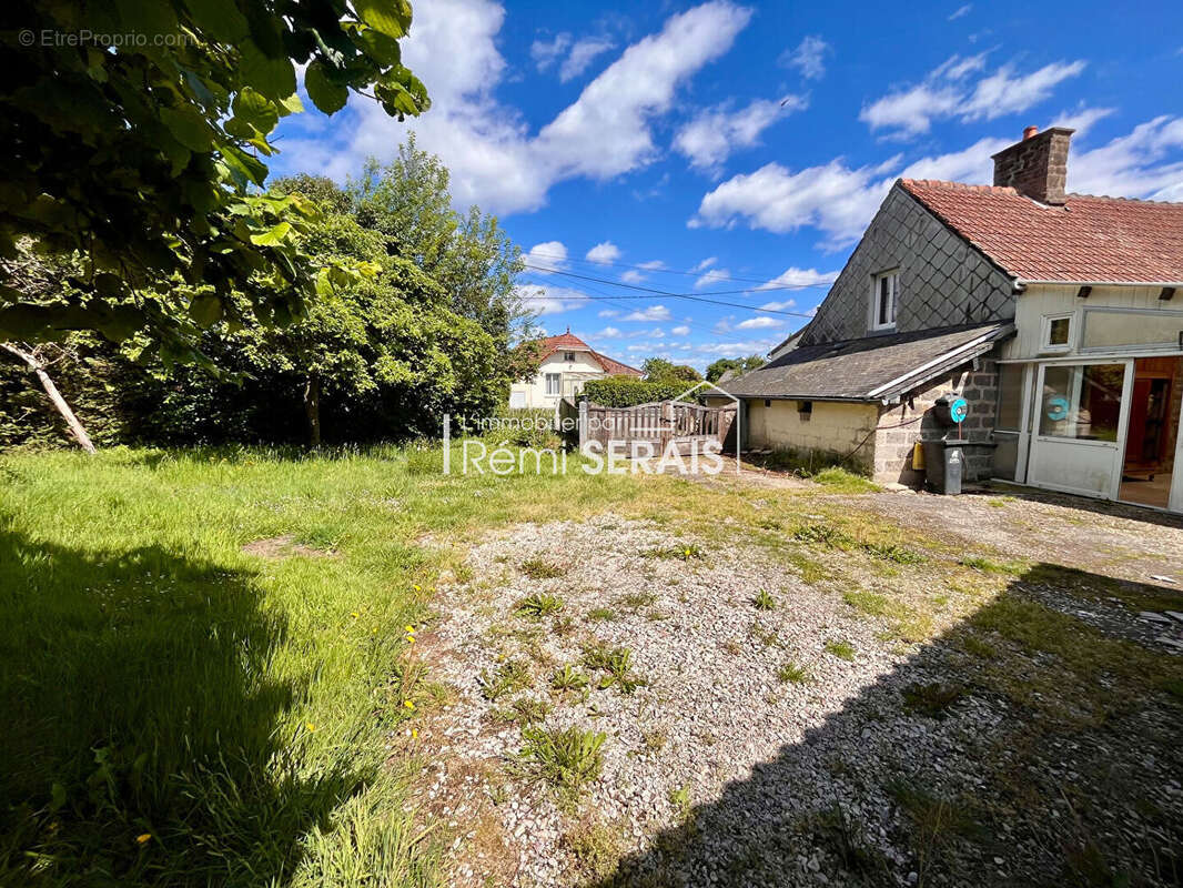 Maison à LA CHAPELLE-AU-MOINE