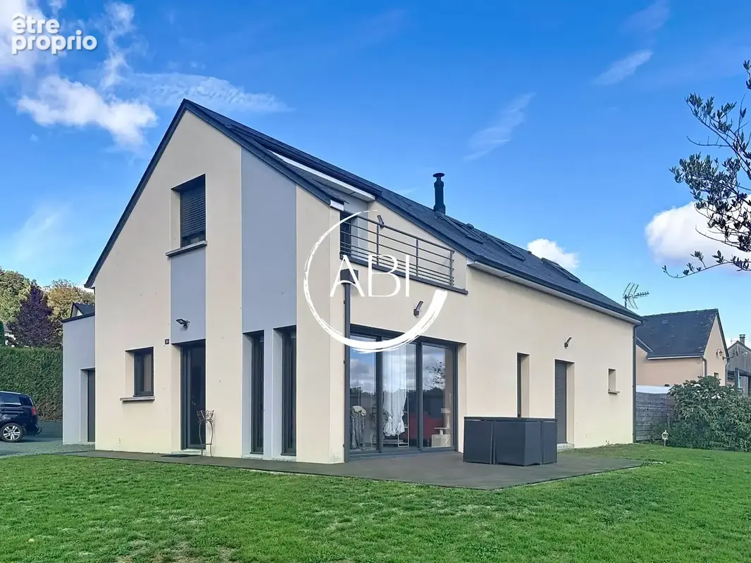 Maison 8 pièces 160 m² à vendre à Bagnoles-De-L'orne (61140) - photo 1