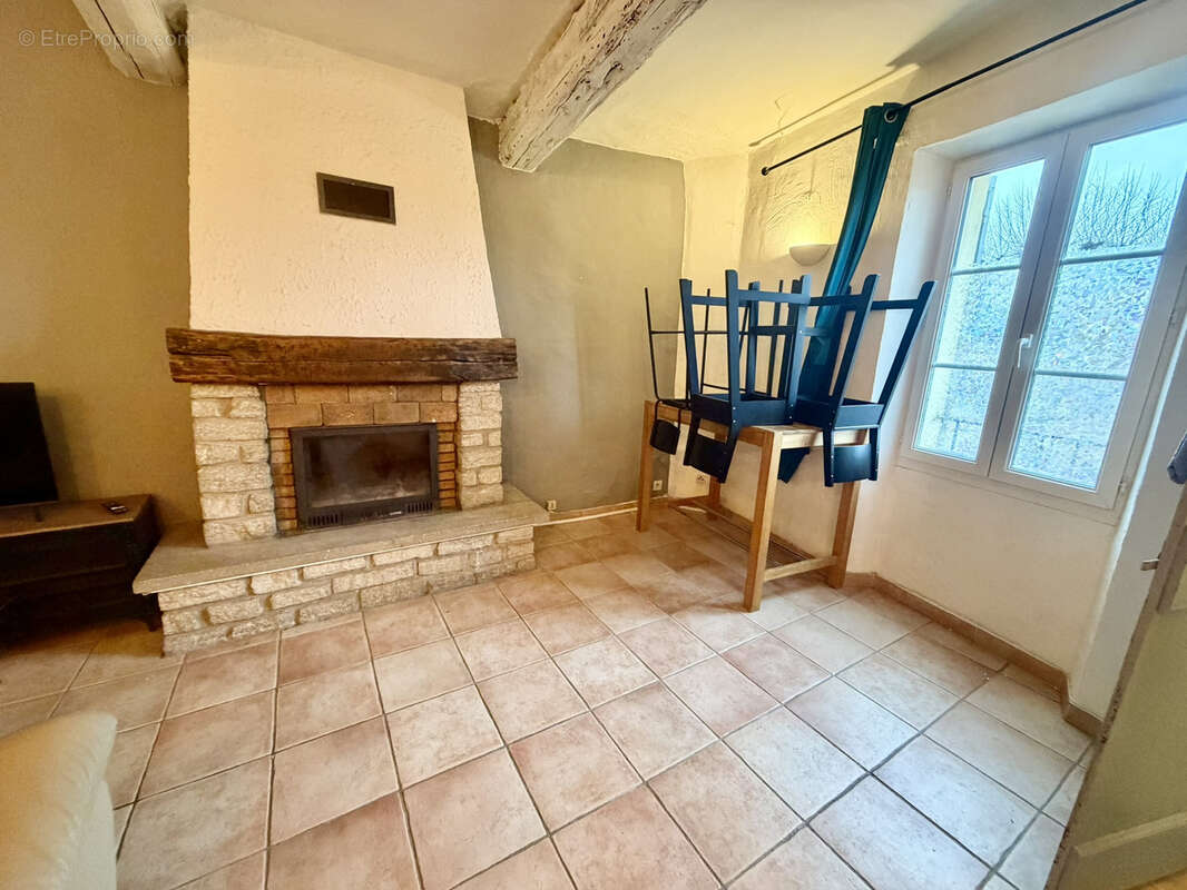 Maison à MALAUCENE