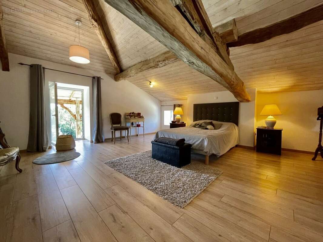 Maison à CASTELMORON-SUR-LOT