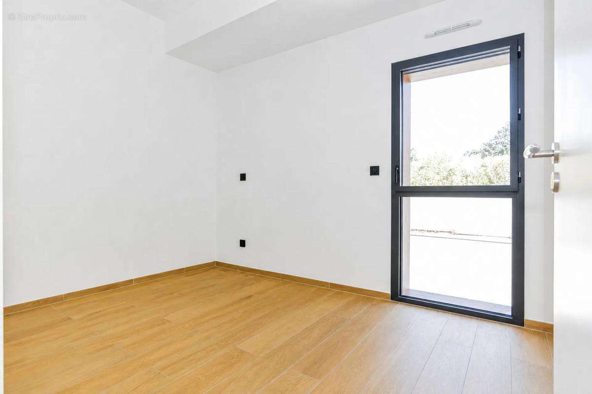 Appartement moderne 3 pièces avec loggia, Montpellier - photo 12