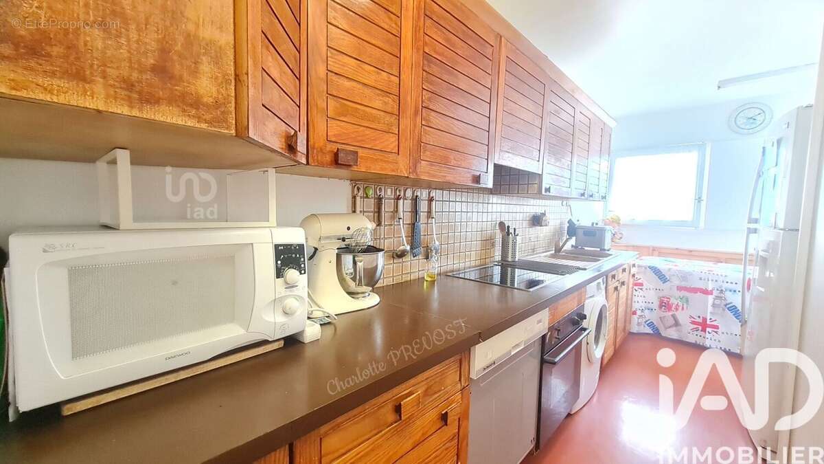 Photo 9 - Appartement à LA COURNEUVE