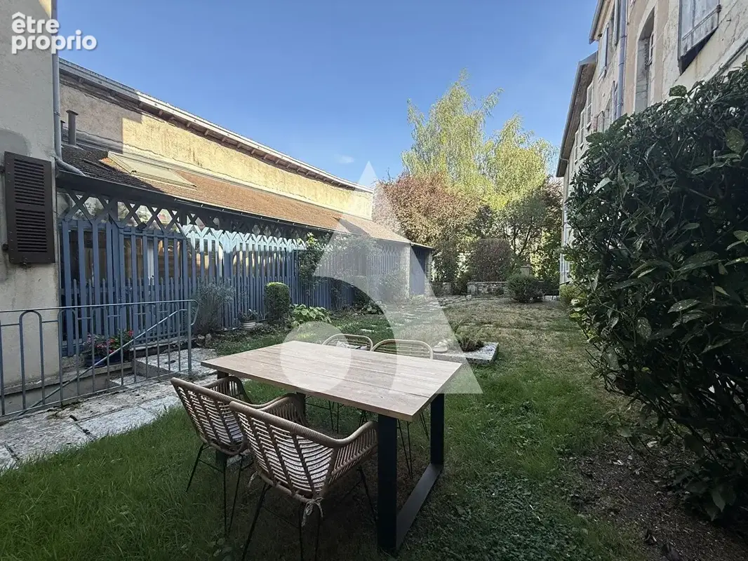 Appartement Lons Le Saunier 3 pièce(s) 98 m2 - photo 4