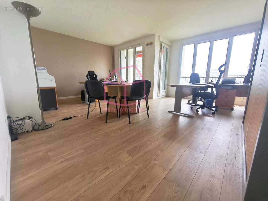 Appartement à CHOISY-LE-ROI