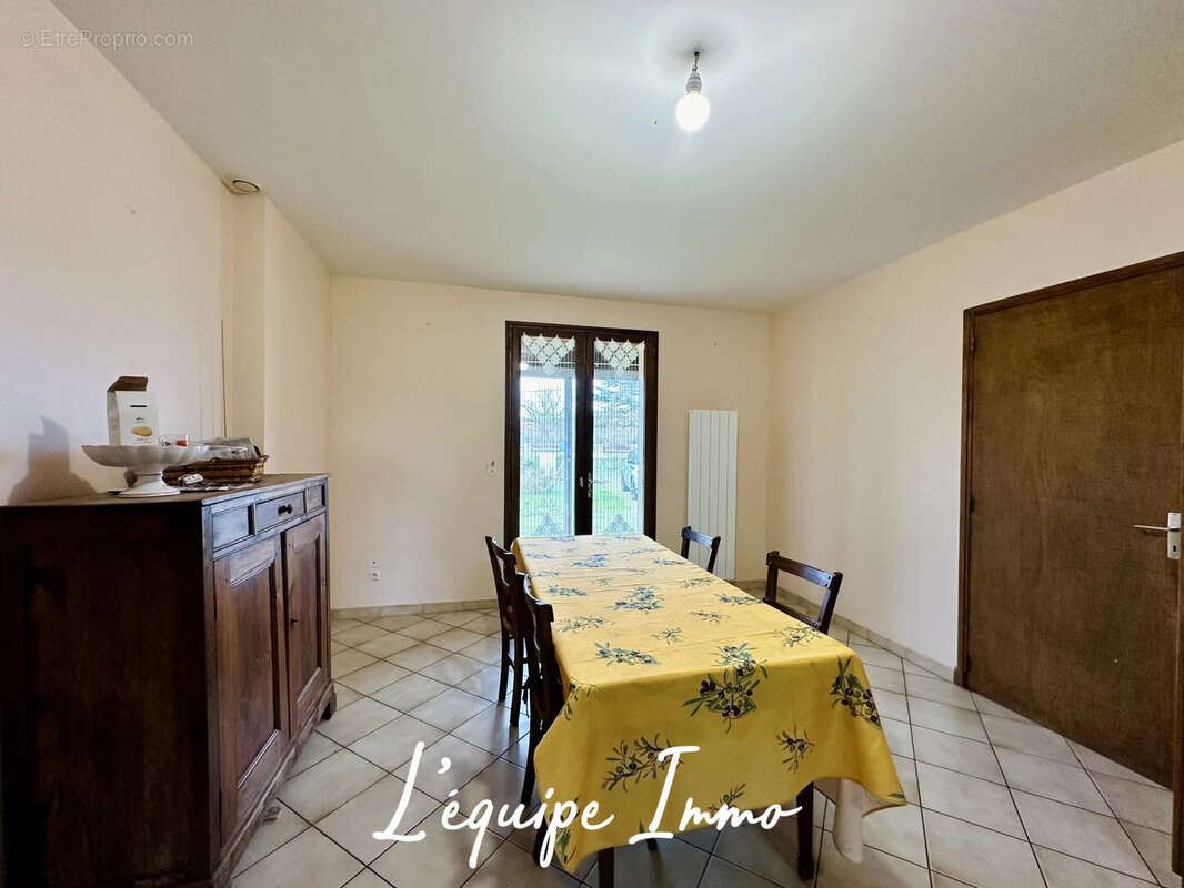 Maison à PUJAUDRAN