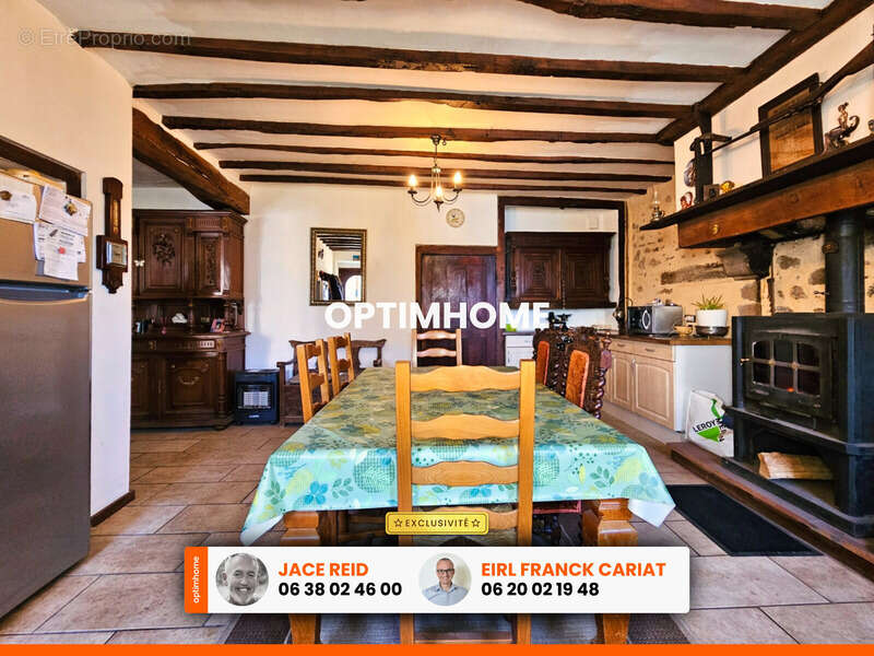 Maison à SAINT-ETIENNE-DE-FURSAC