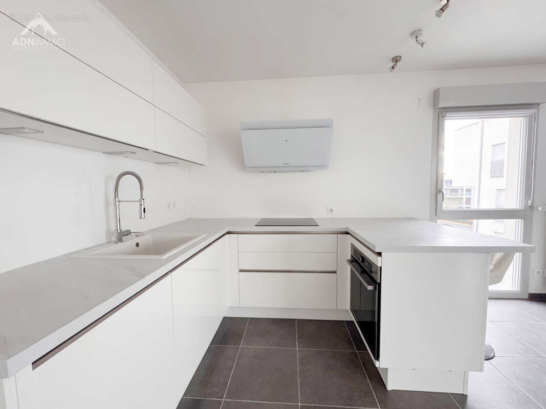 Appartement à SAINT-GENIS-POUILLY