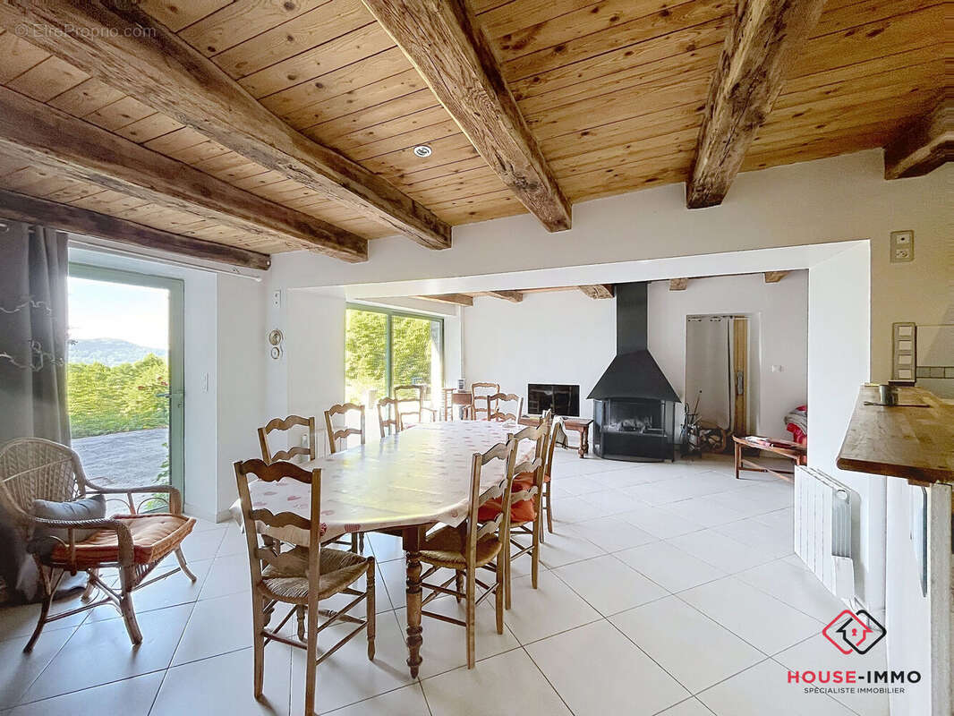 Maison 151 m² à Chatillon  - photo 13