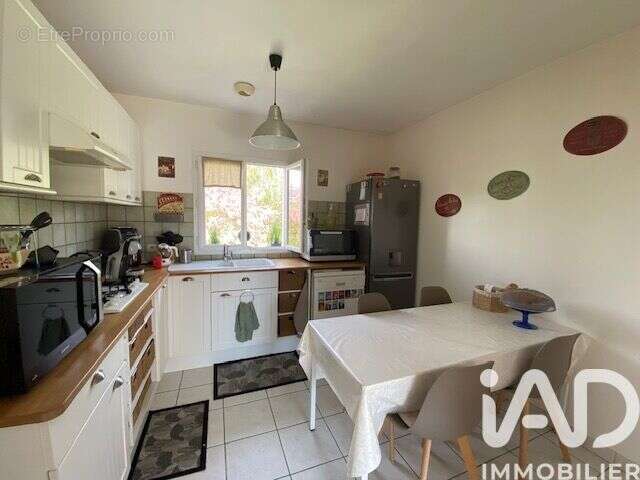 Photo 8 - Maison à CHAMPAGNE-LES-MARAIS