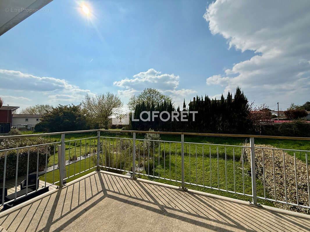 Appartement à LE HAILLAN